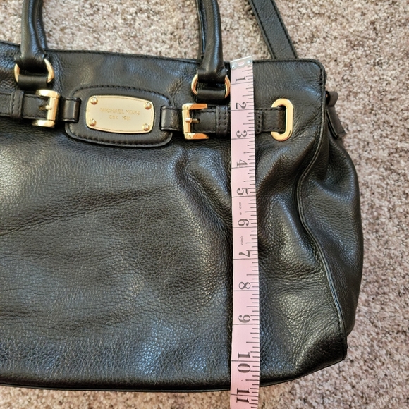 Purse - Picture 2 of 6